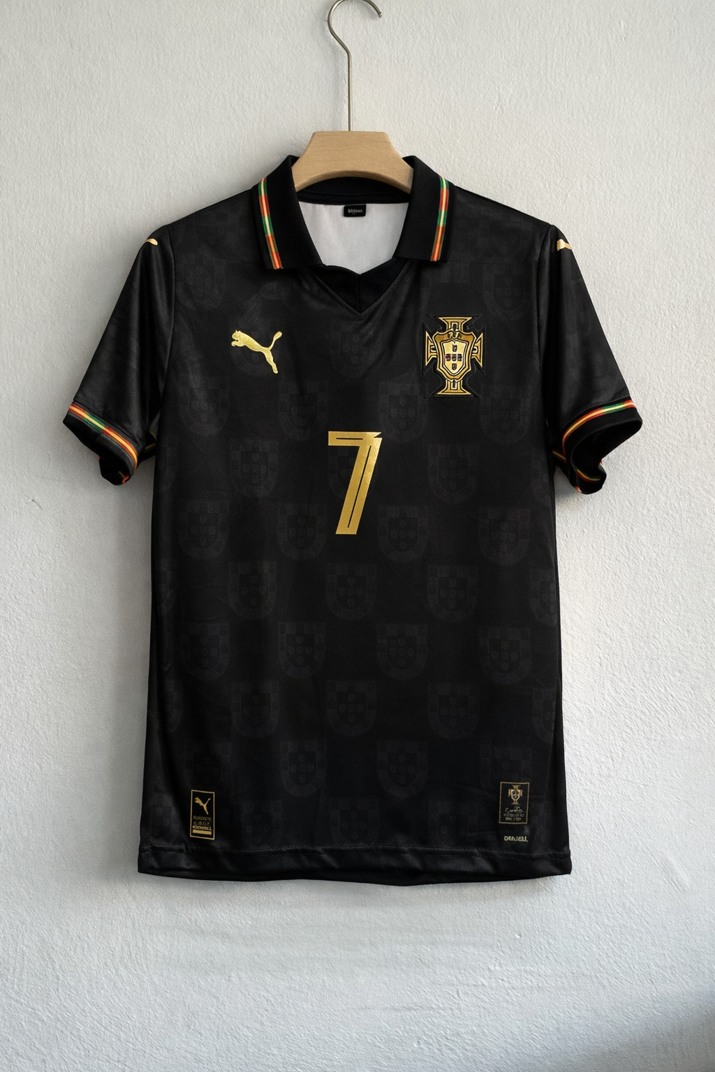 PORTUGAL 2025 - 2026 COLLAR AWAY JERSEY RONALDO