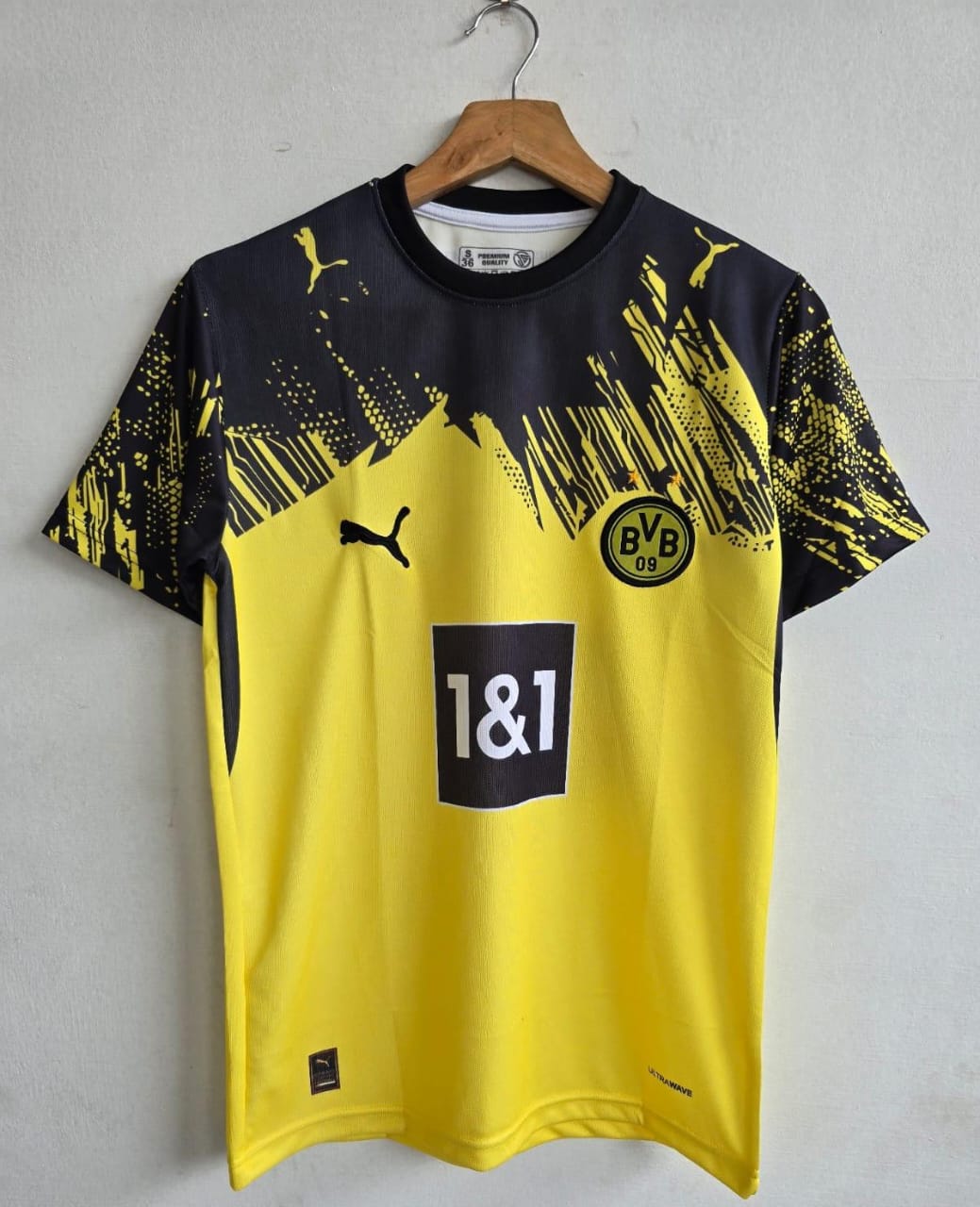 BORUSSIA DORTMUND 2025/2026 EMBROIDERY HOME JERSEY