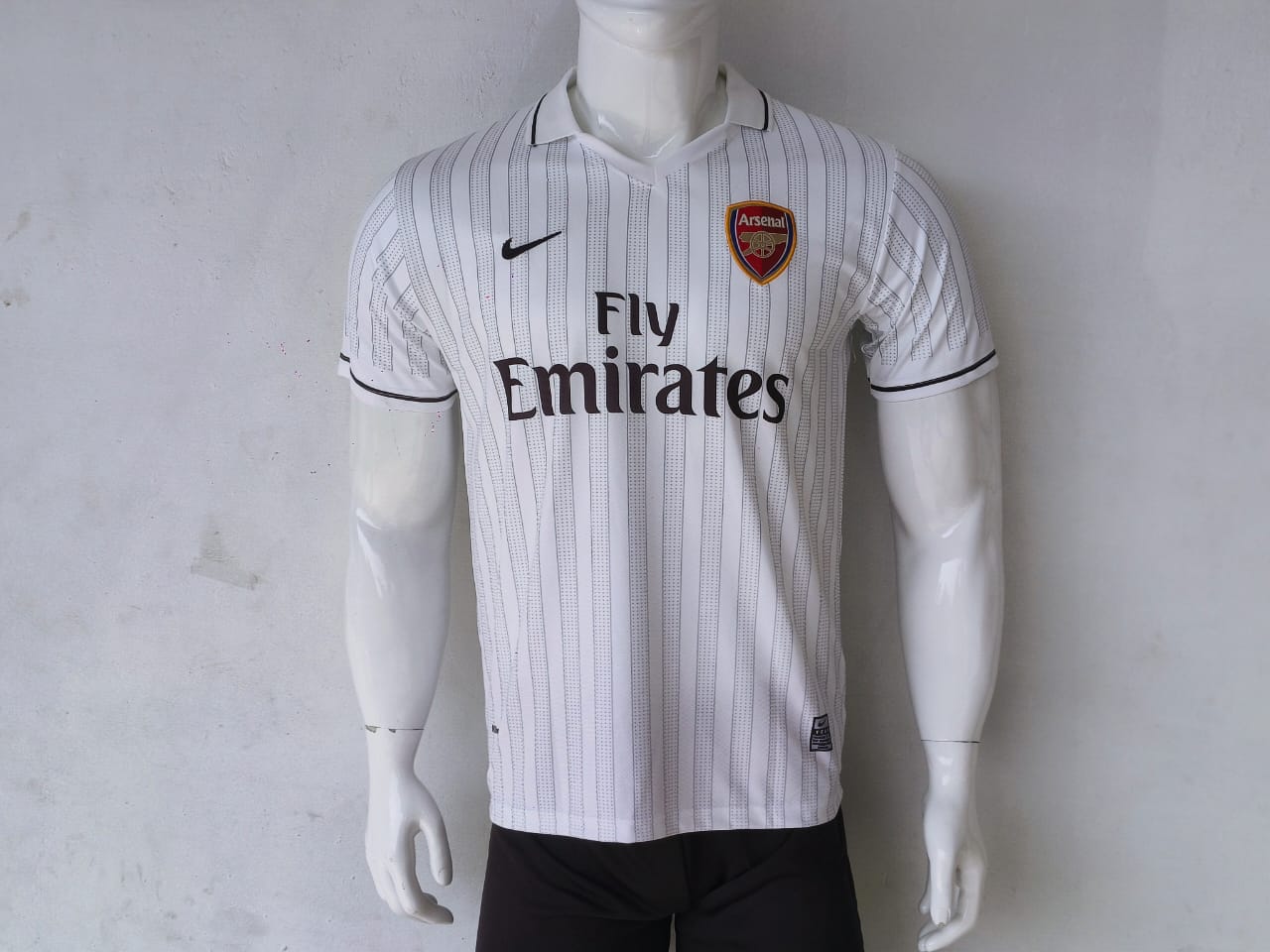 ARSENAL 2009 - 2010 COLLAR EMBROIDERY THIRD JERSEY