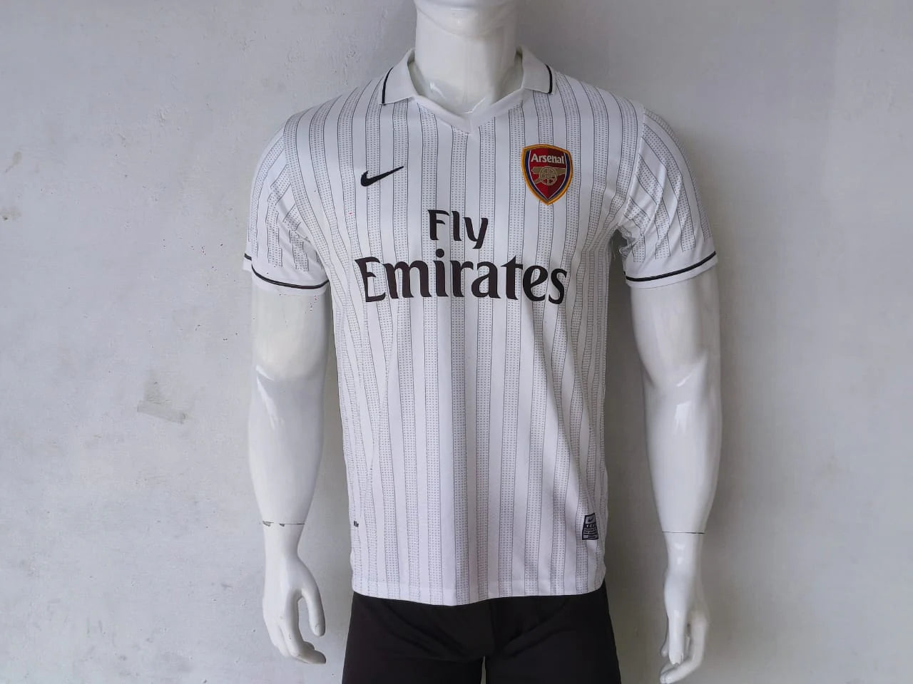 ARSENAL 2009 - 2010 COLLAR EMBROIDERY THIRD JERSEY