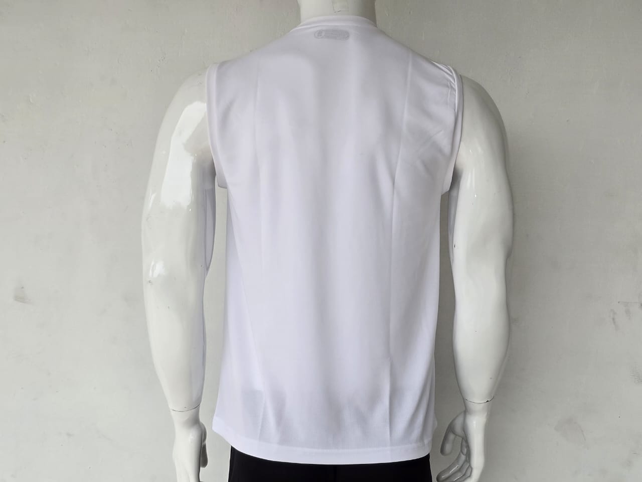 REAL MADRID SLEEVELESS JERSEY EMBROIDERY