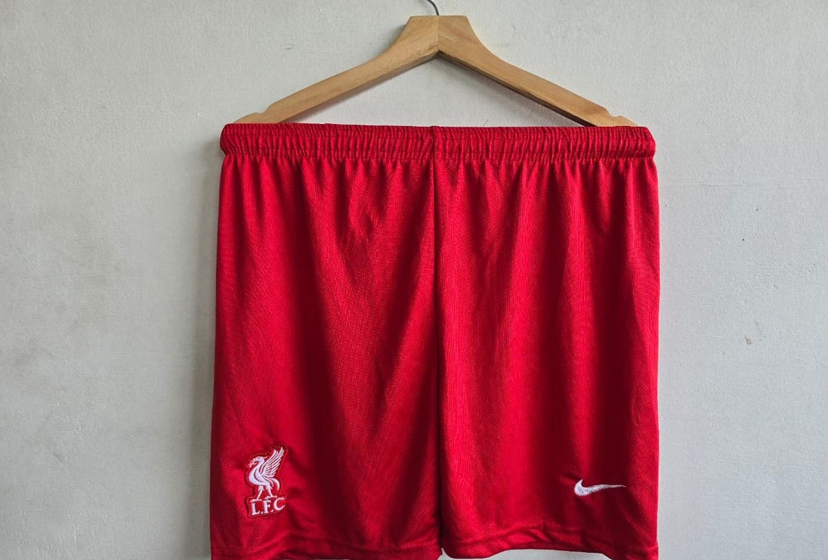 LIVERPOOL FC LOGO EMBROIDERY SHORTS