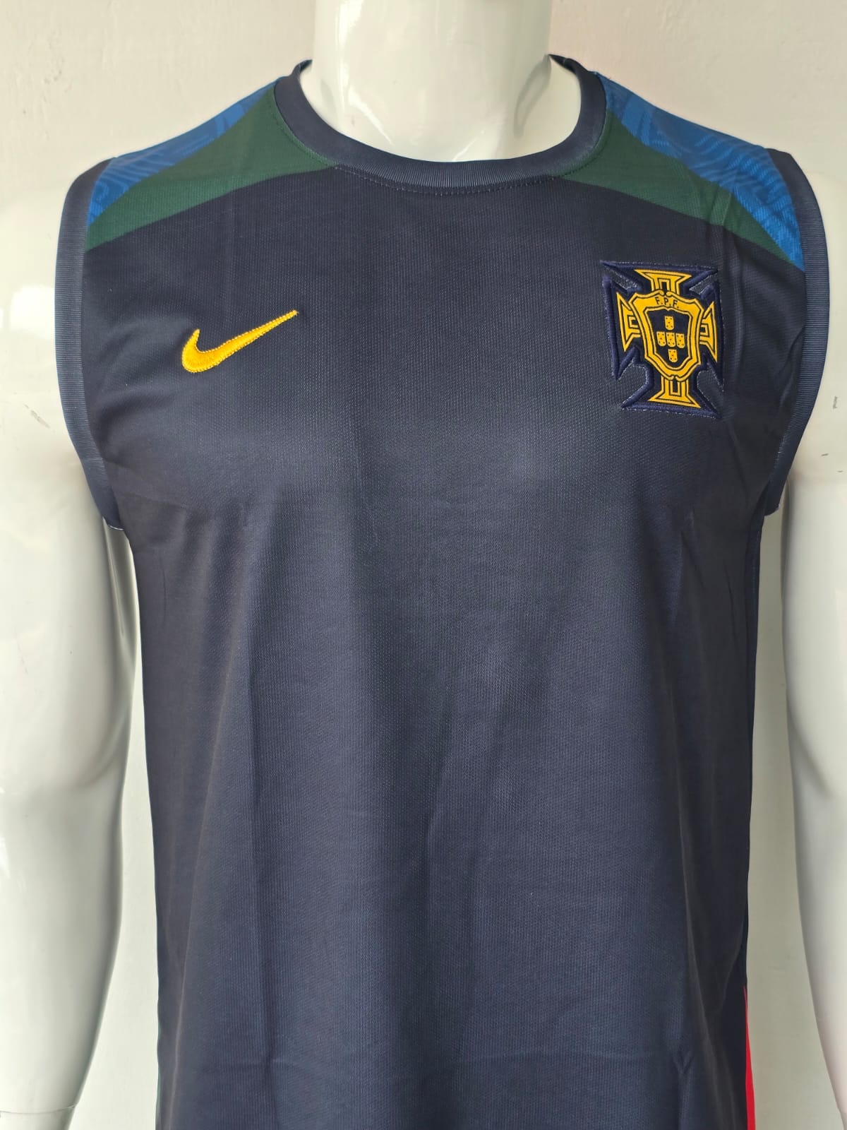 PORTUGAL SLEEVELESS TRAINING JERSEY RONALDO