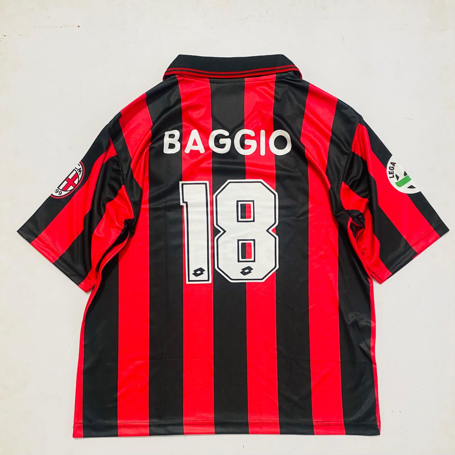 AC MILAN 1996 - 1997 FIVE SLEEVE EMBROIDERY HOME JERSEY BAGGIO