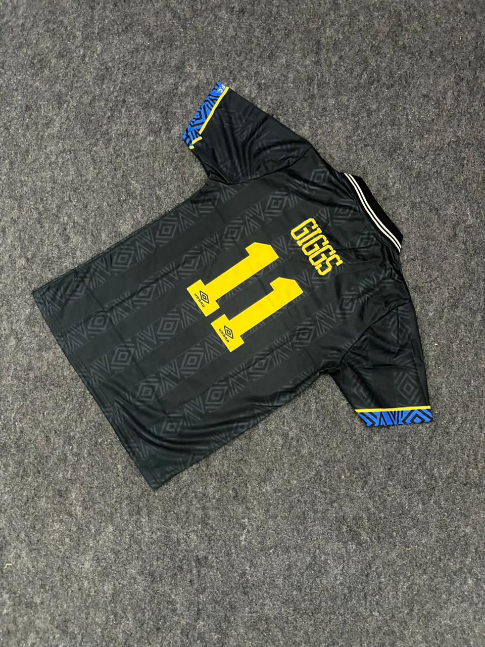 MANCHESTER UNITED 1993 -1995 AWAY JERSEY COLLAR GIGGS