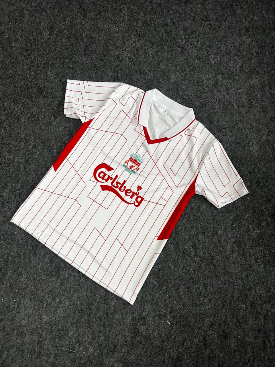 LIVERPOOL FC JERSEY COLLAR PINSTRIPE DESIGN GERRARD