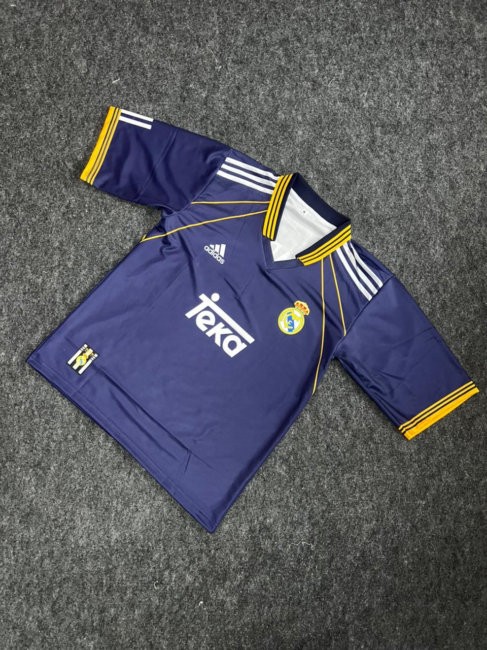 REAL MADRID 1998 - 1999 THIRD JERSEY FIVE SLEEVE R.CARLOS