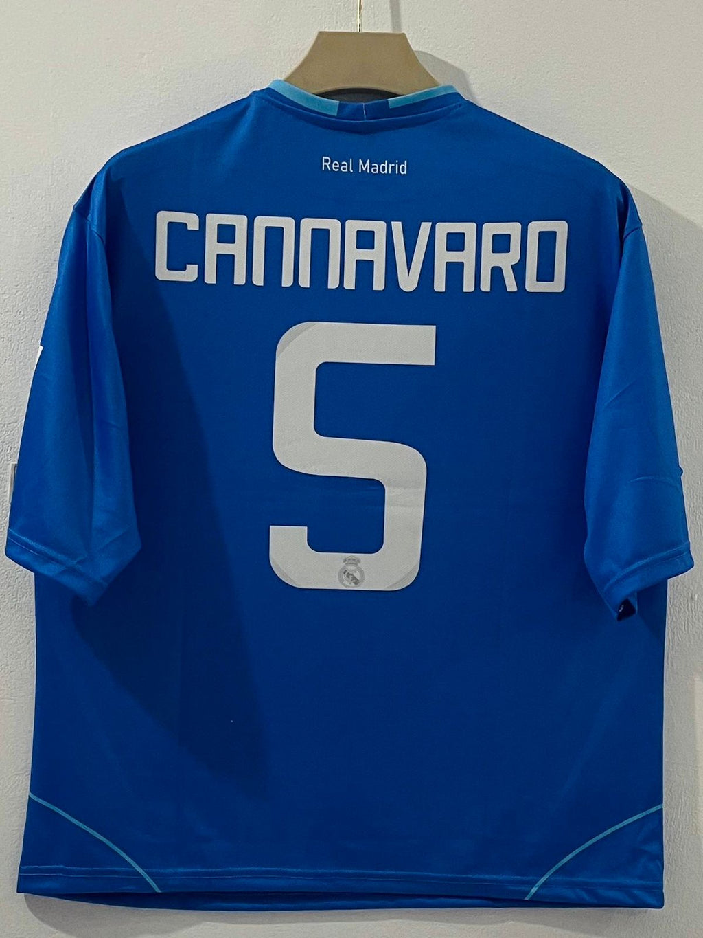 REAL MADRID 2008 - 2009 FIVE SLEEVE AWAY JERSEY CANNAVARO