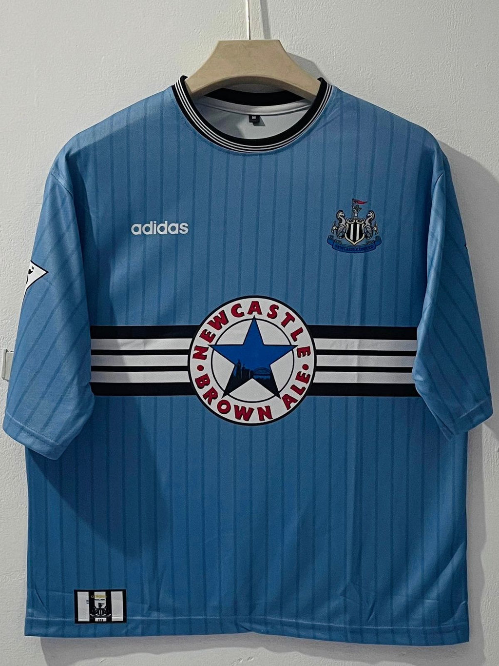 NEWCASTLE UNITED 1996 - 1997 FIVE SLEEVE AWAY JERSEY SHEARER