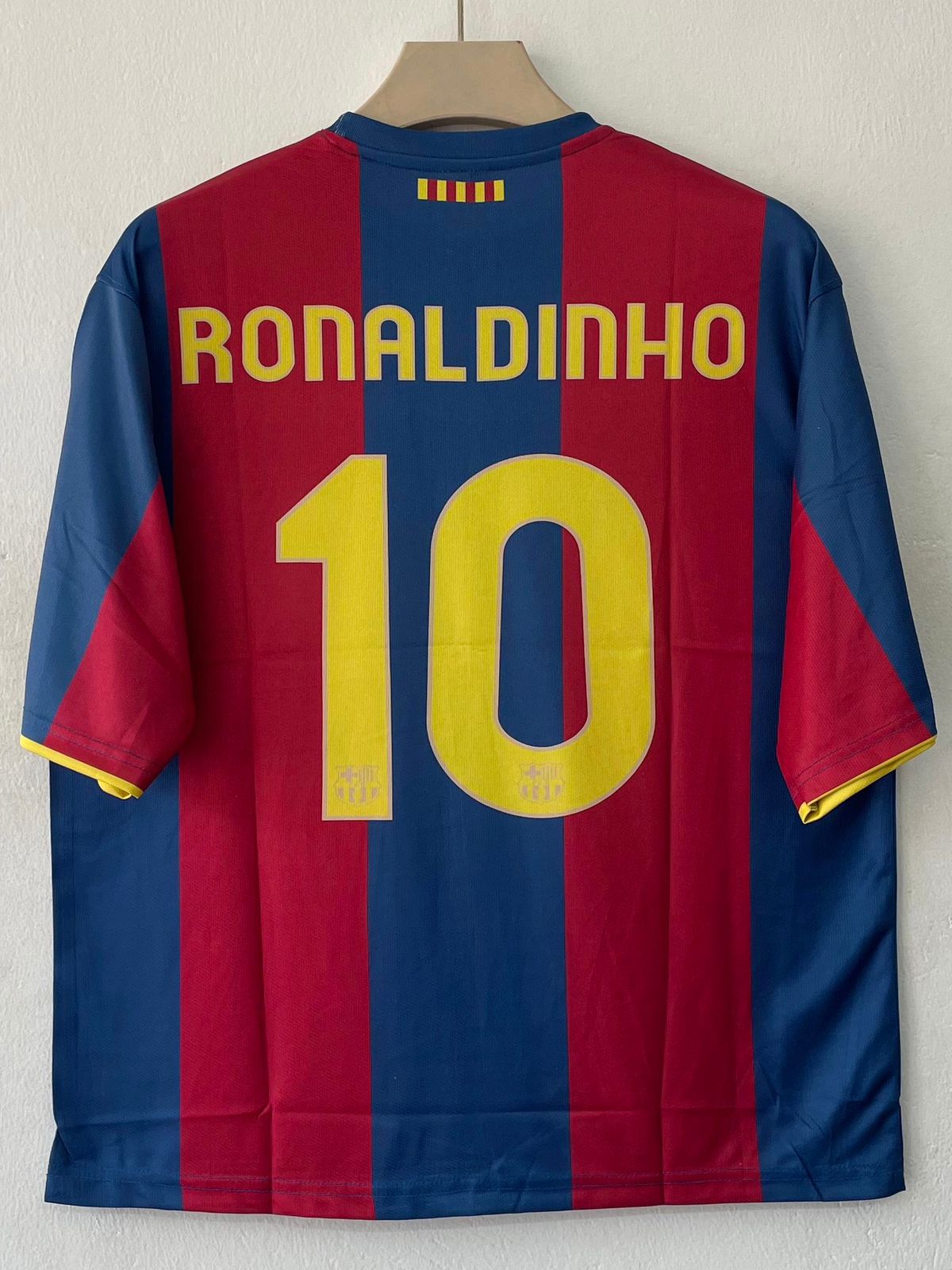 FC BARCELONA 2007 - 2008 FIVE SLEEVE HOME JERSEY RONALDINHO