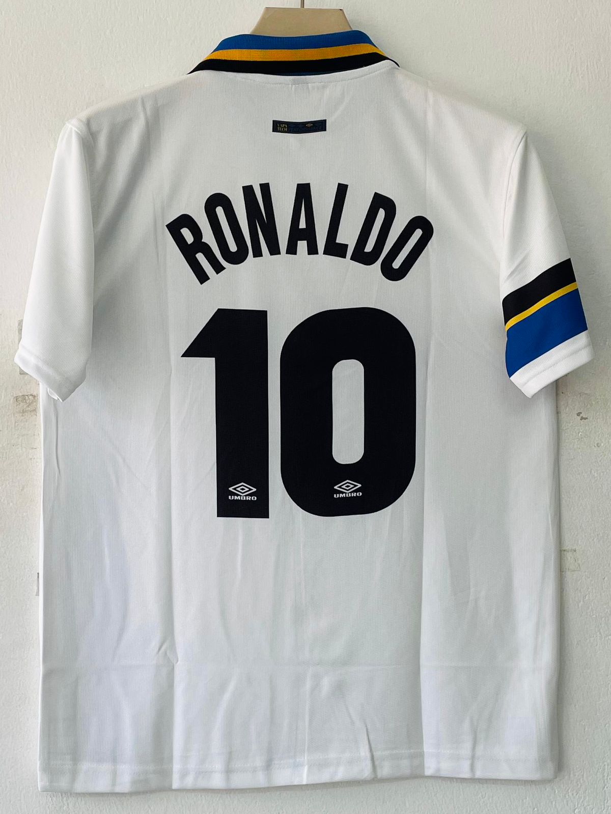 INTER MILAN 1997 - 1998 COLLAR AWAY JERSEY EMBROIDERY RONALDO #10