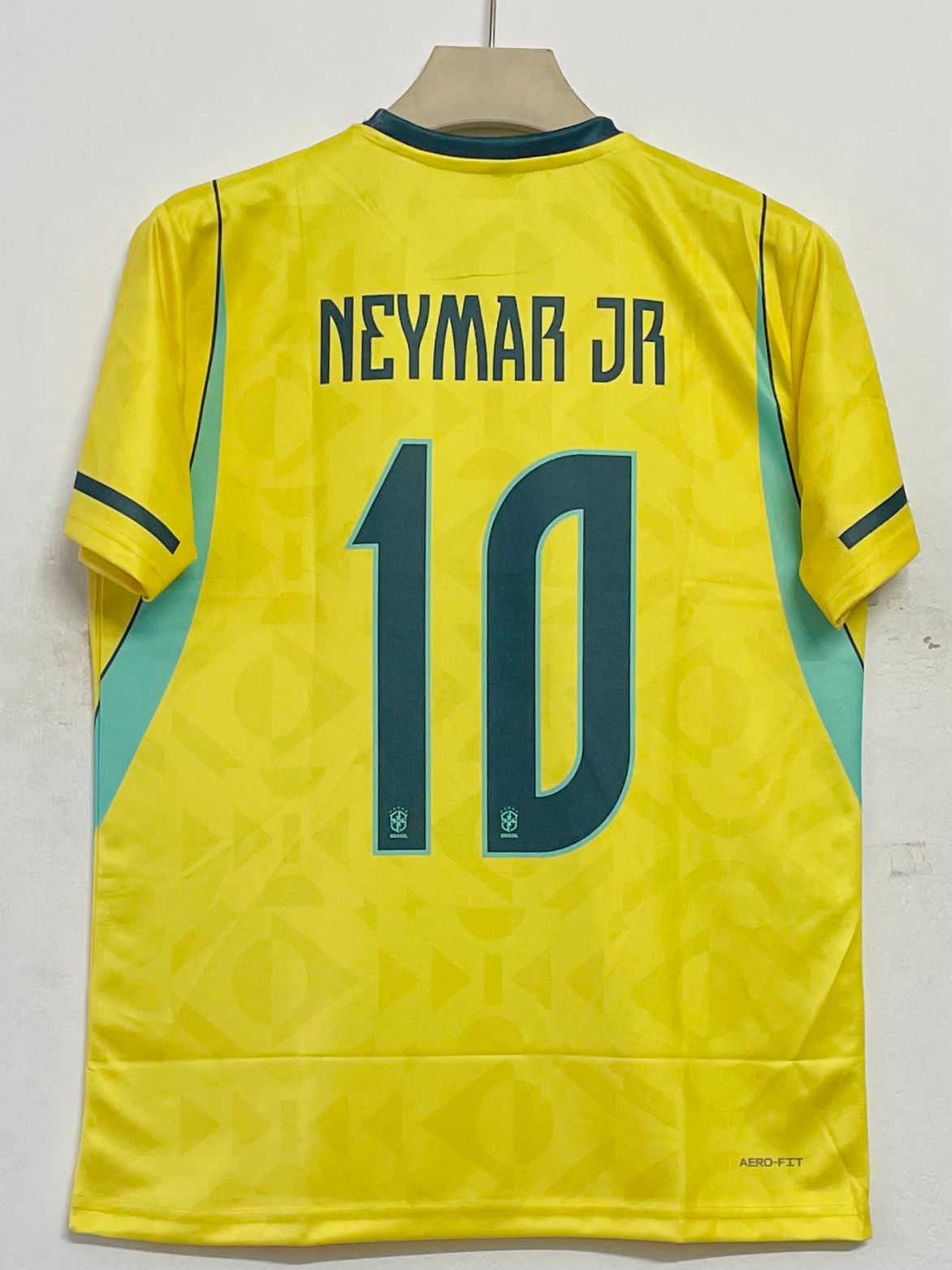 BRAZIL 2026 HOME JERSEY NEYMAR