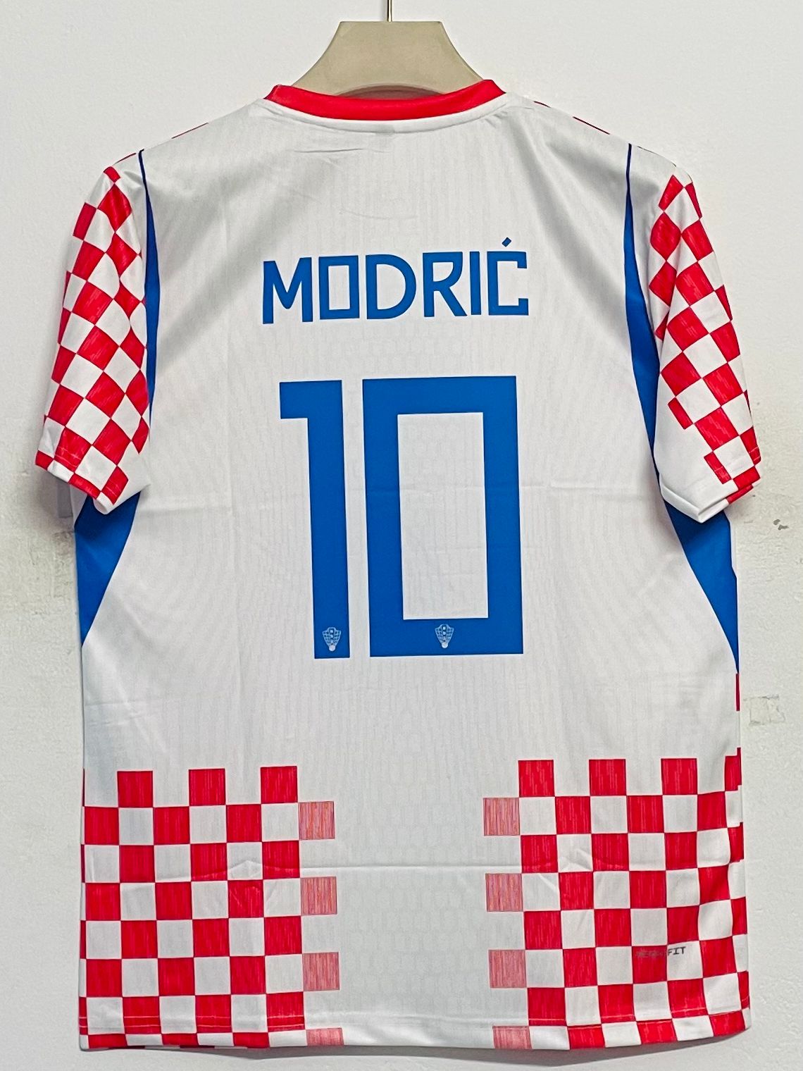 CROATIA 2026 HOME JERSEY MODRIC