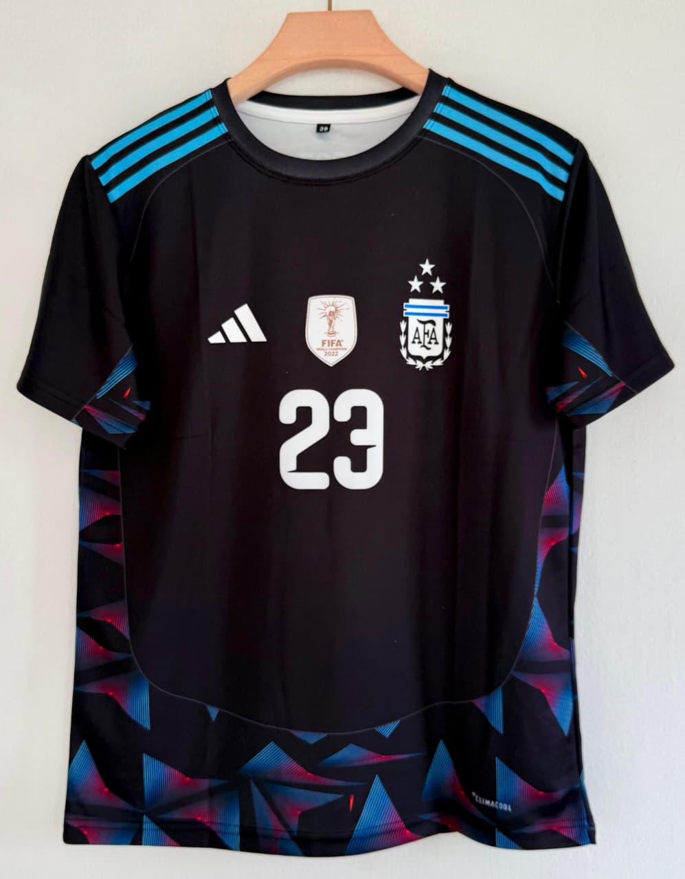 ARGENTINA 2026 WORLD CUP GOALKEEPER JERSEY E.MARTINEZ