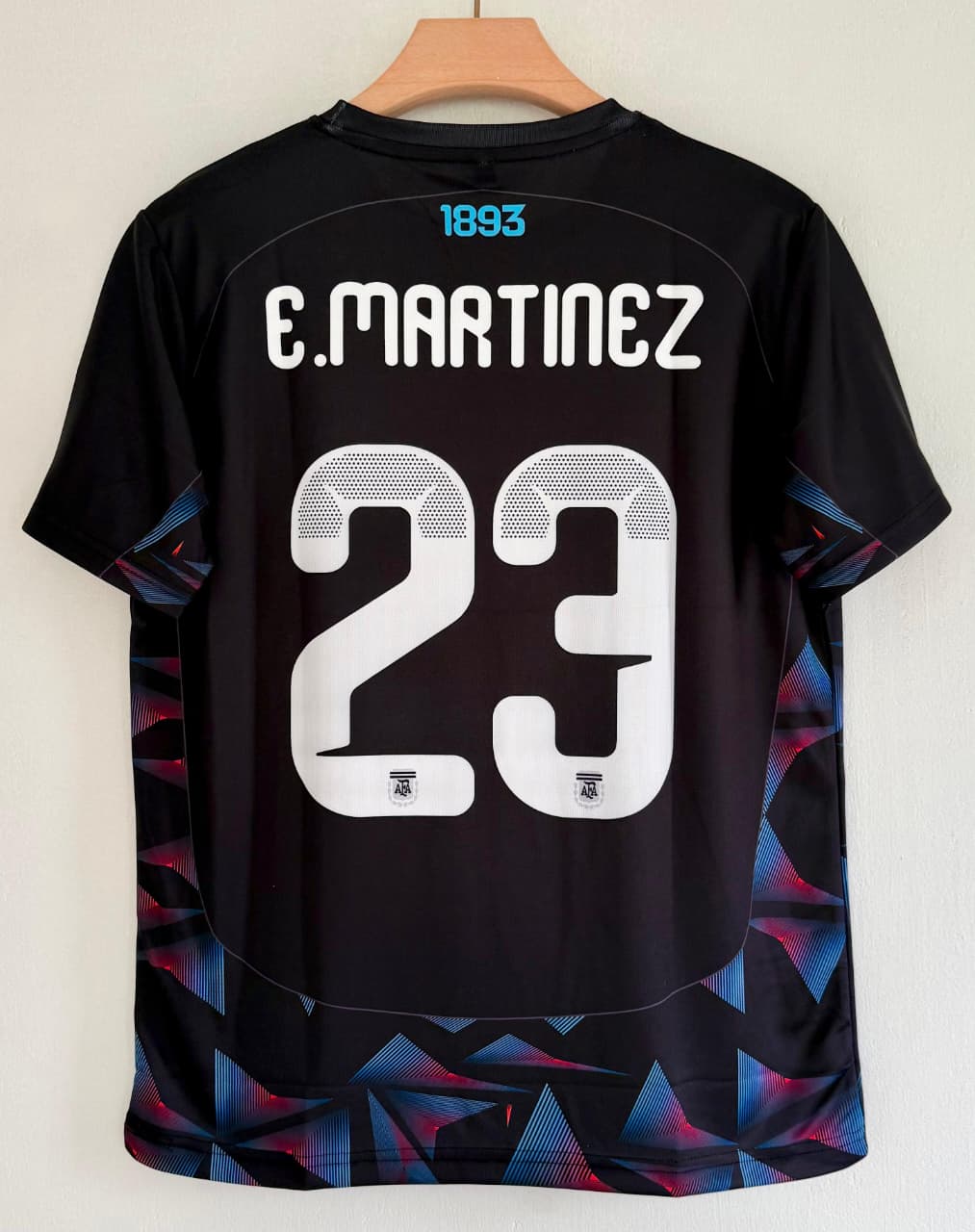 ARGENTINA 2026 WORLD CUP GOALKEEPER JERSEY E.MARTINEZ