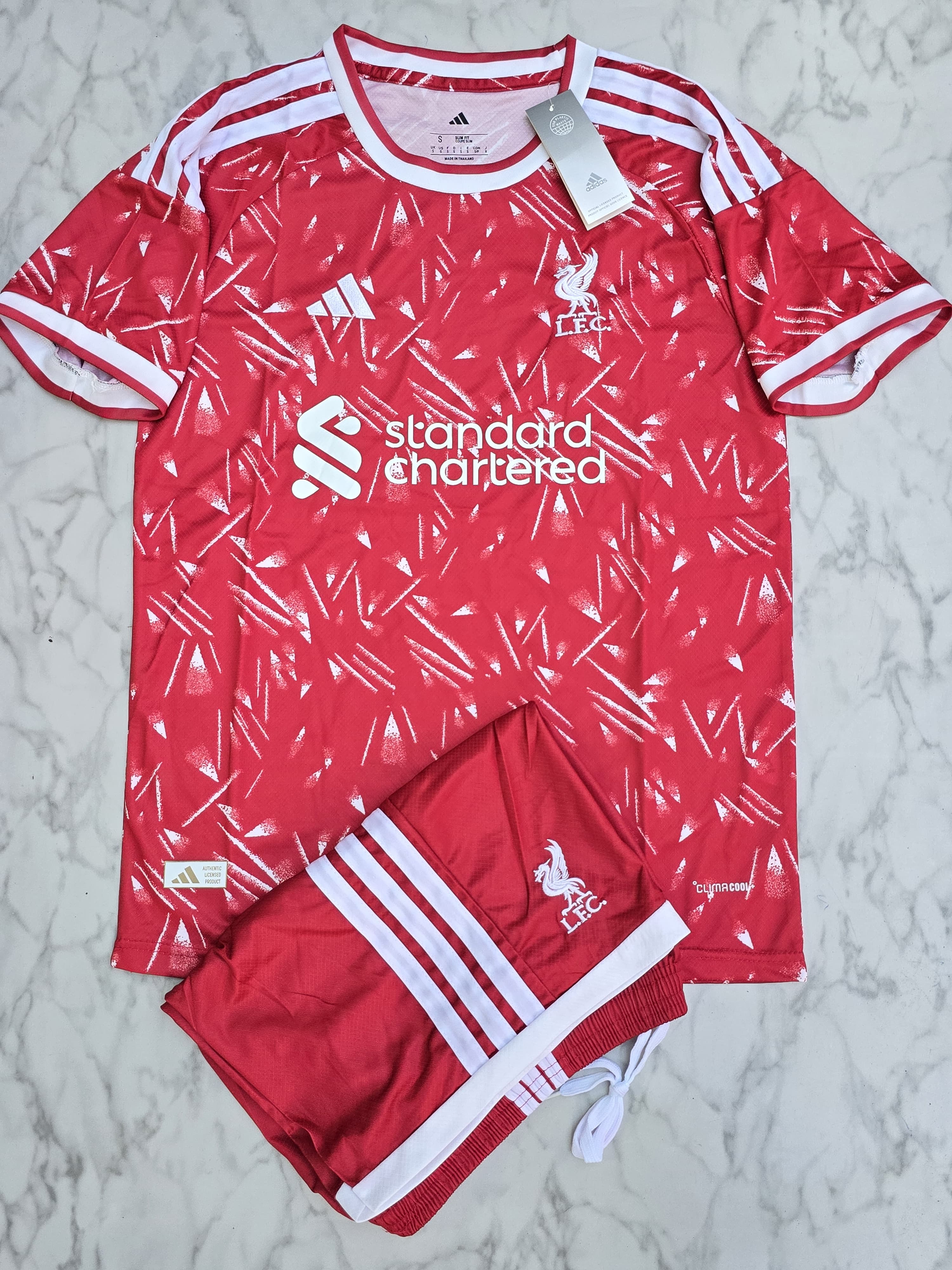 LIVERPOOL 2026 - 2027 HOME JERSEY IMPORTED SET