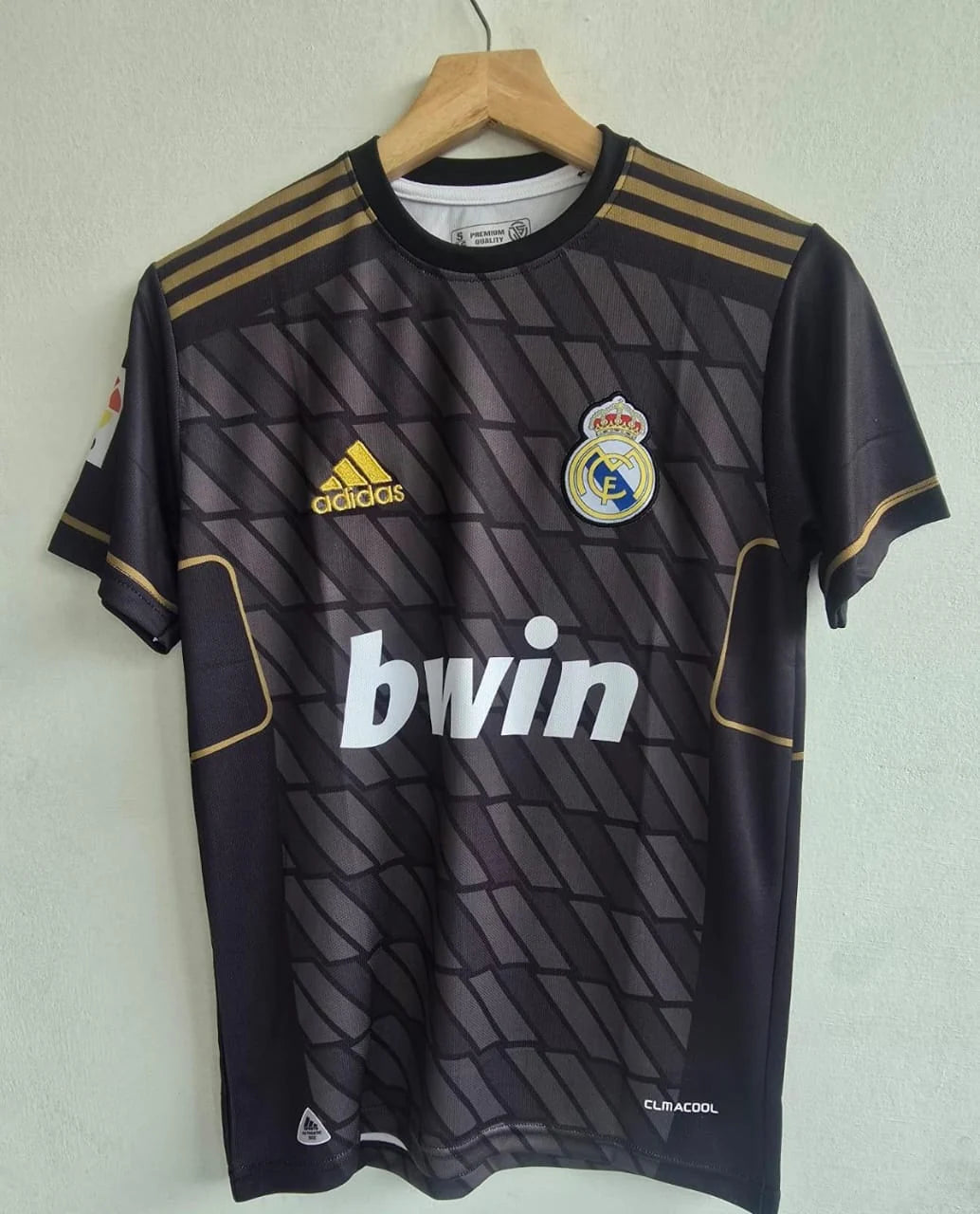 REAL MADRID 2011 - 2012 EMBROIDERY AWAY KIT RONALDO