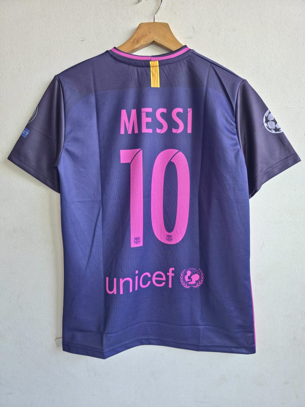 FC BARCELONA 2016 - 2017 AWAY JERSEY EMBROIDERY MESSI