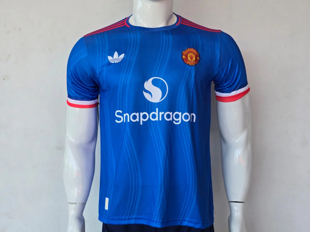 MANCHESTER UNITED 2026 - 2027 AWAY JERSEY EMBROIDERY B.FERNANDES