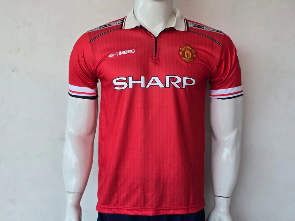 MANCHESTER UNITED 1998 - 1999 HOME JERSEY ZIP COLLAR EMBROIDERY BECKHAM