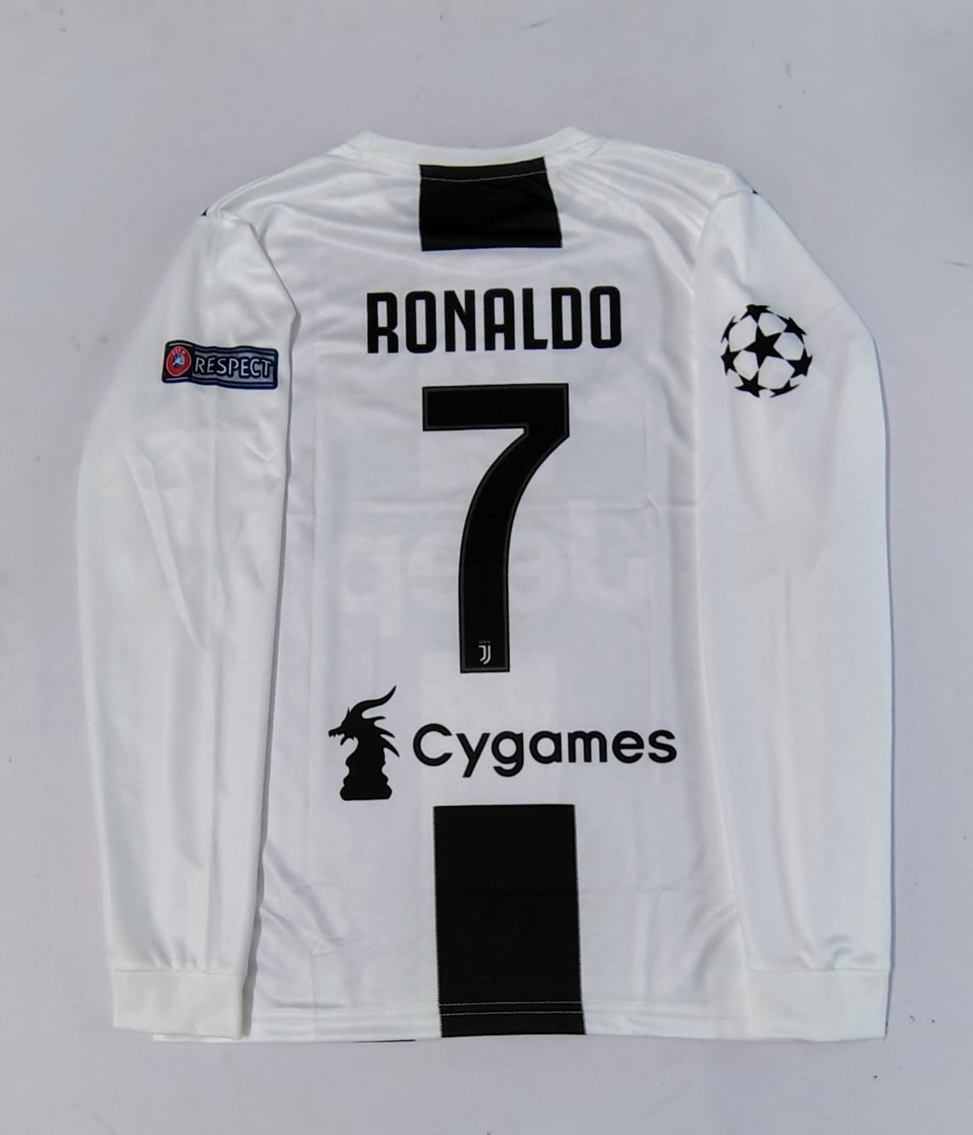 JUVENTUS 2018 - 2019 HOME JERSEY FULL SLEEVE EMBROIDERY RONALDO