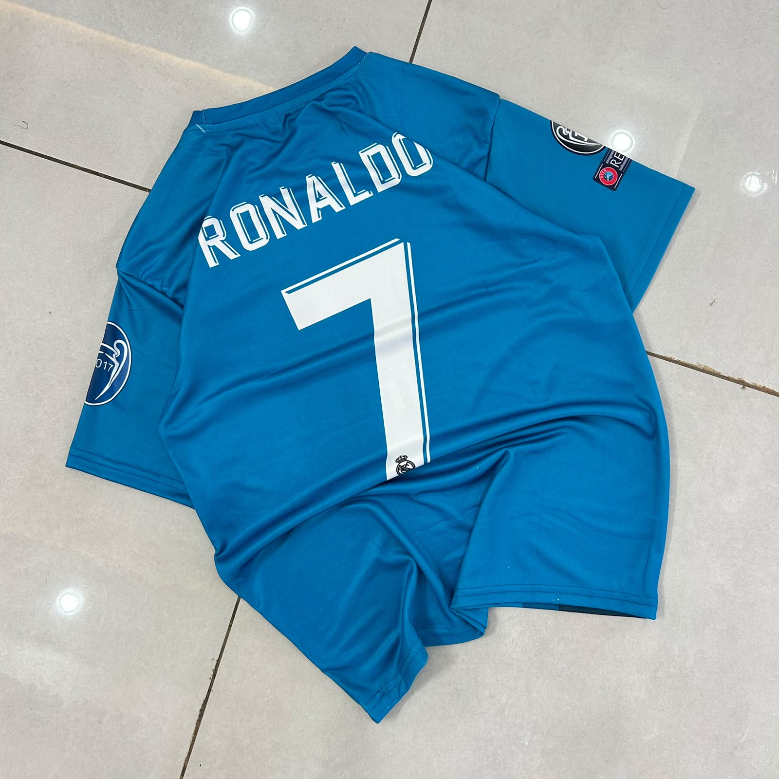 REAL MADRID 2017 - 2018 THIRD KIT PREMIUM RONALDO