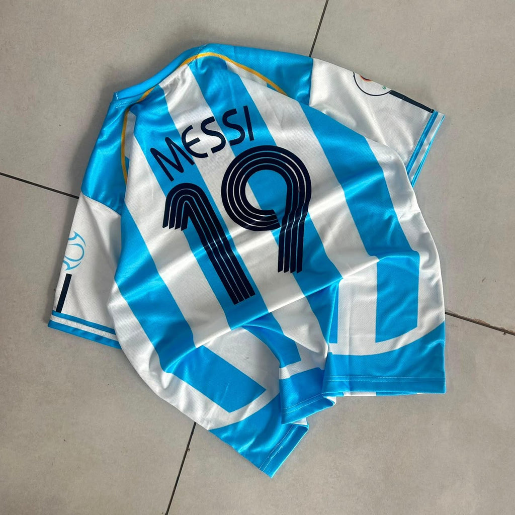 ARGENTINA 2006 HOME JERSEY PREMIUM RETRO MESSI