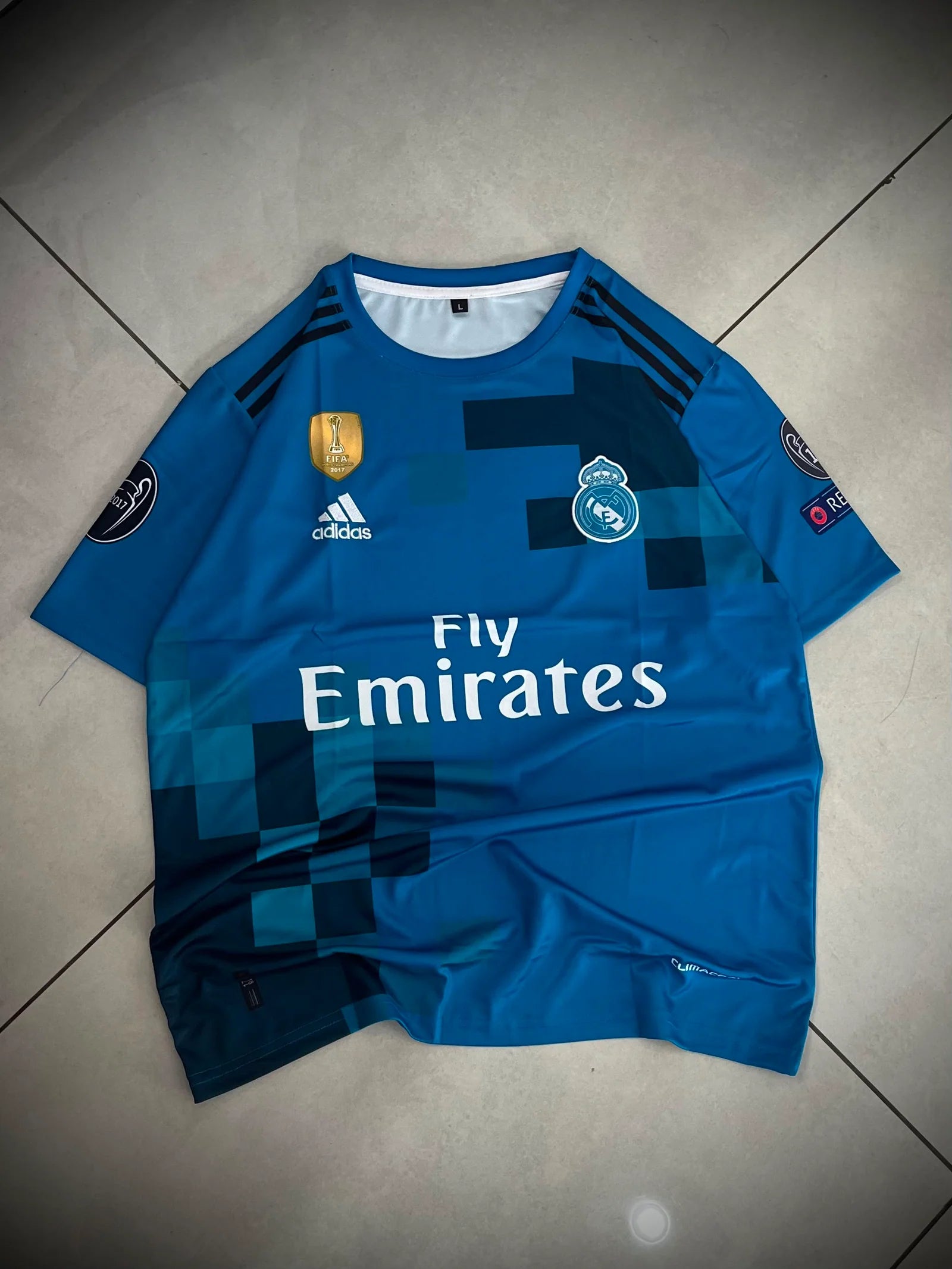 REAL MADRID 2017 - 2018 THIRD KIT PREMIUM EMBROIDERY RONALDO