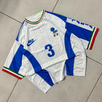 ITALY 1996 - 1997 FIVE SLEEVE TRAINING KIT MALDINI