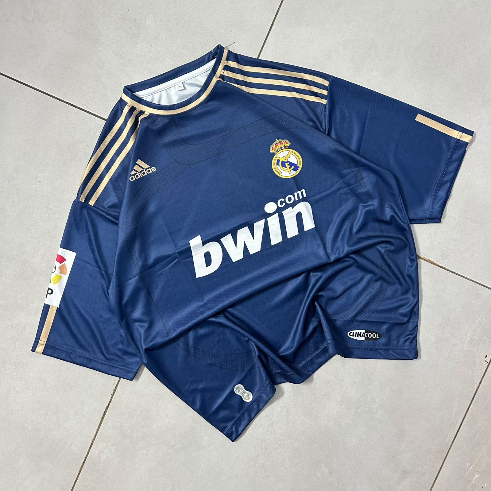 REAL MADRID 2007 - 2008 RETRO FIVE SLEEVE AWAY JERSEY SERGIO RAMOS