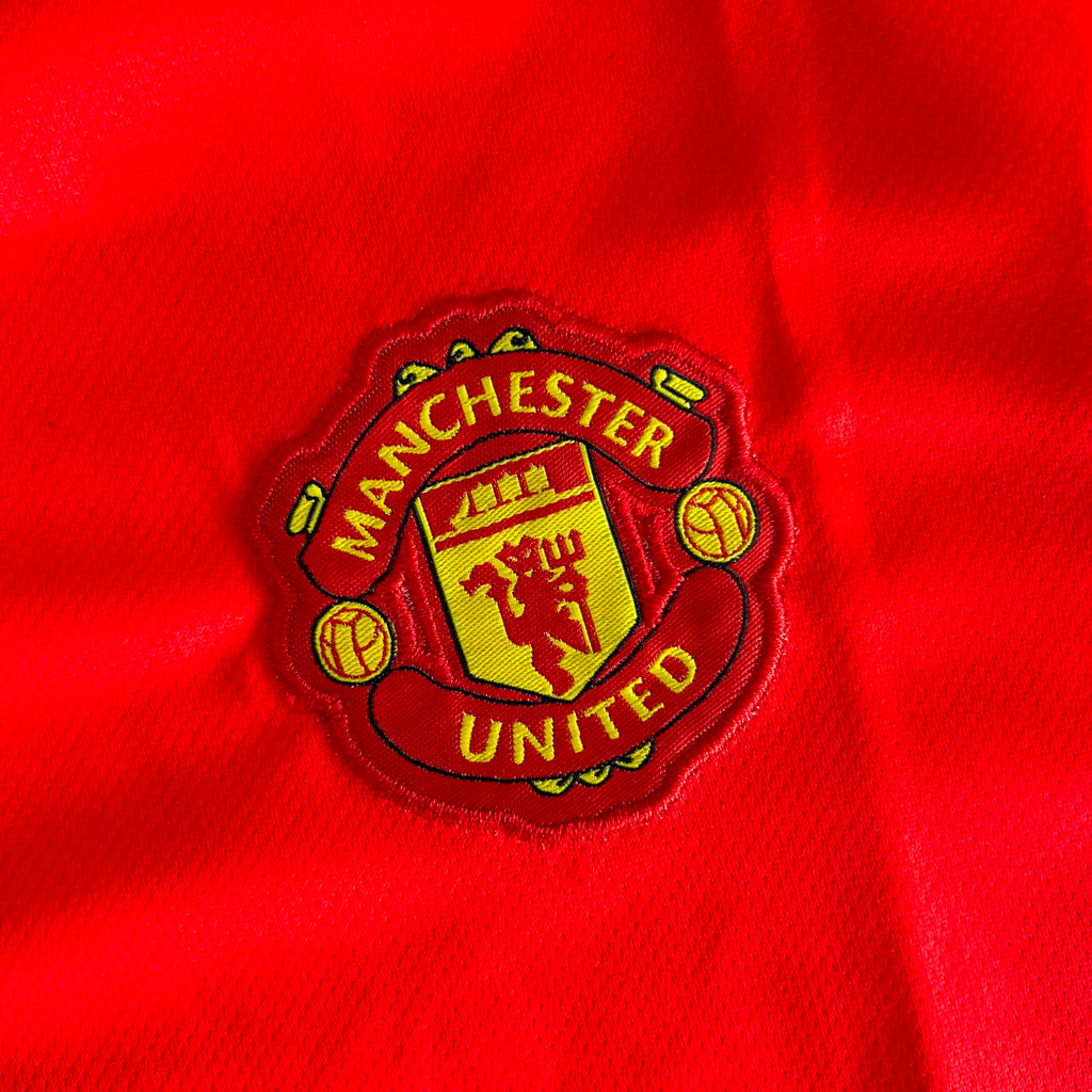 MANCHESTER UNITED 2002 - 2004 RETRO HOME JERSEY EMBROIDERY BECKHAM