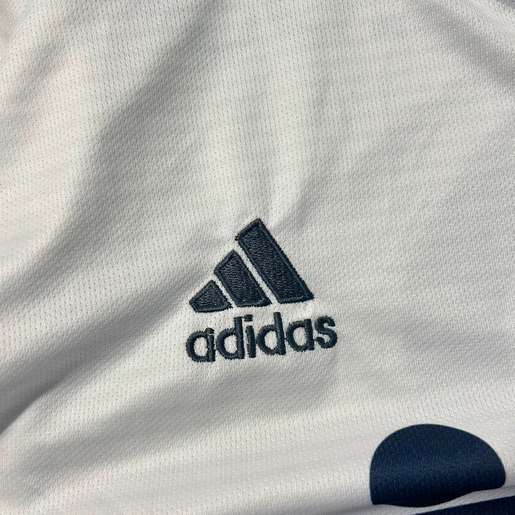 REAL MADRID 1999 - 2000 RETRO HOME JERSEY FIVE SLEEVE EMBROIDERY R.CARLOS