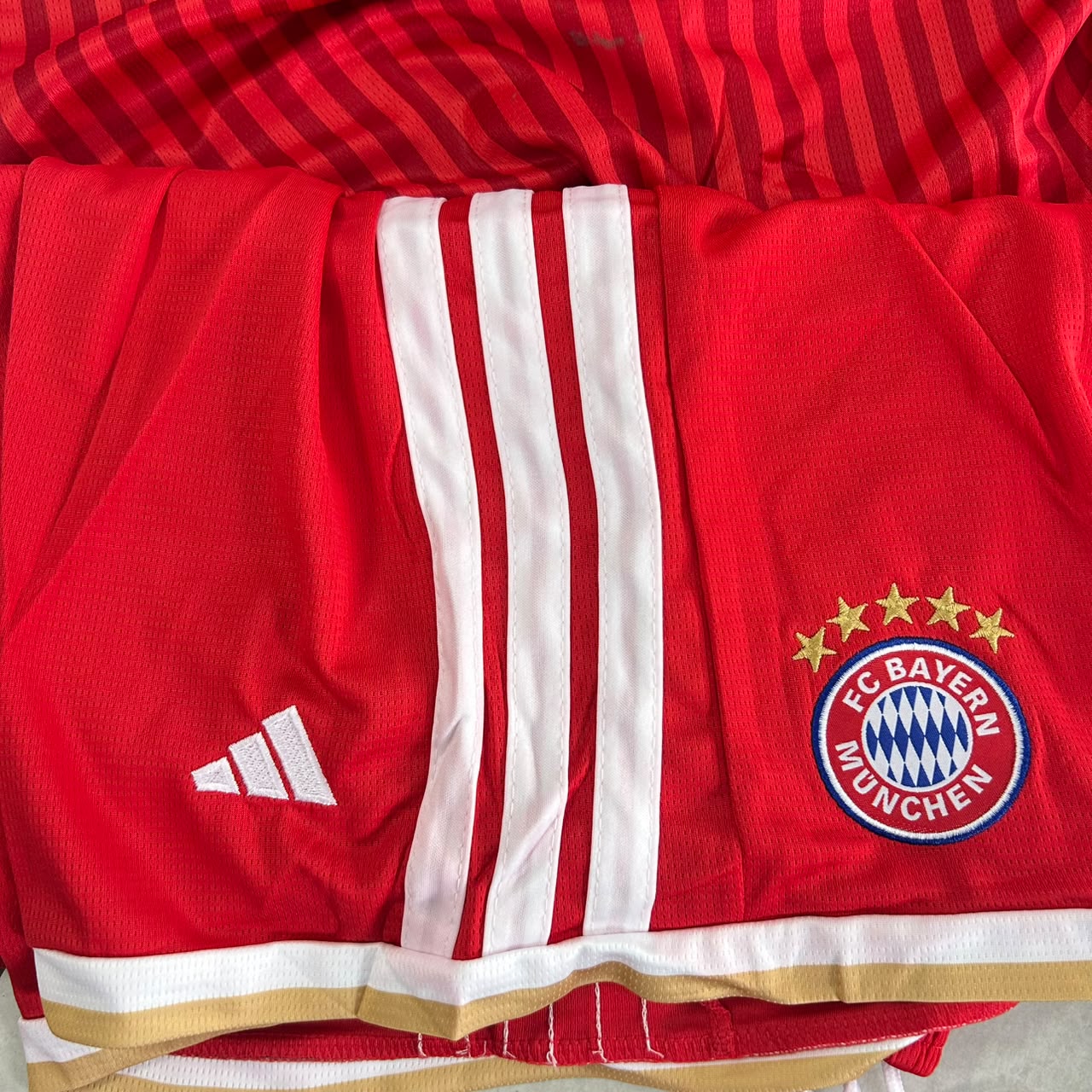 BAYERN MUNICH 2026 - 2027 HOME KIT SET IMPORTED