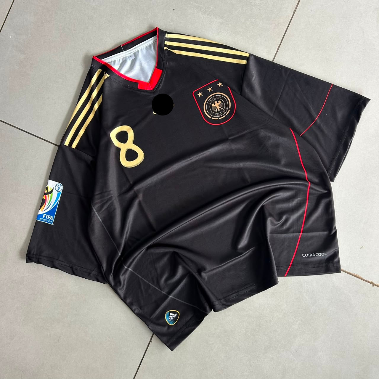 GERMANY 2010 RETRO AWAY JERSEY OVERSIZED OZIL