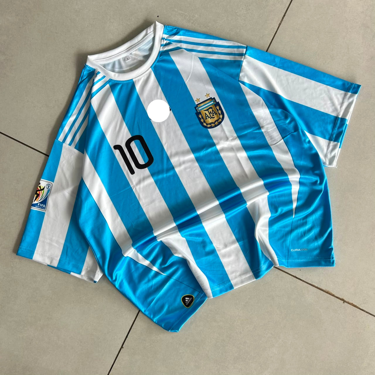 ARGENTINA 2010 RETRO HOME JERSEY OVERSIZED MESSI