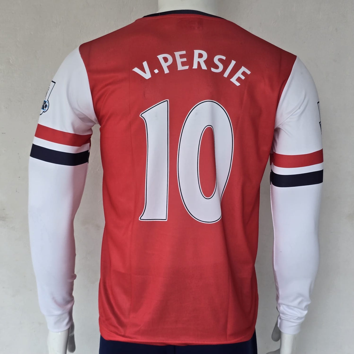 ARSENAL 2012 - 2014 HOME JERSEY FULL SLEEVE EMBROIDERY V.PERSIE