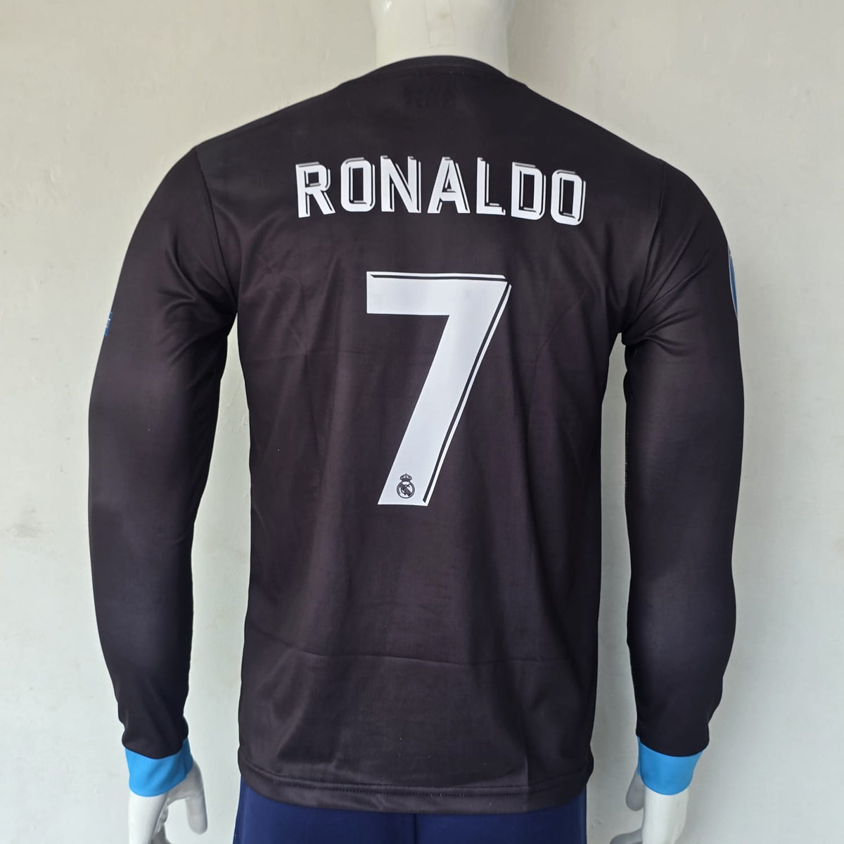REAL MADRID 2017 - 2018 AWAY JERSEY FULL SLEEVE EMBROIDERY RONALDO