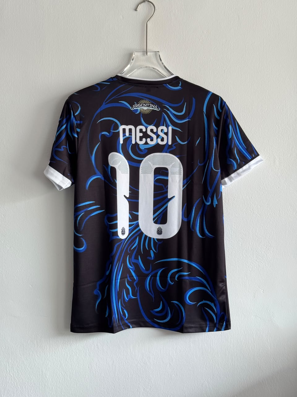 ARGENTINA 2026 AWAY JERSEY PREMIUM MESSI