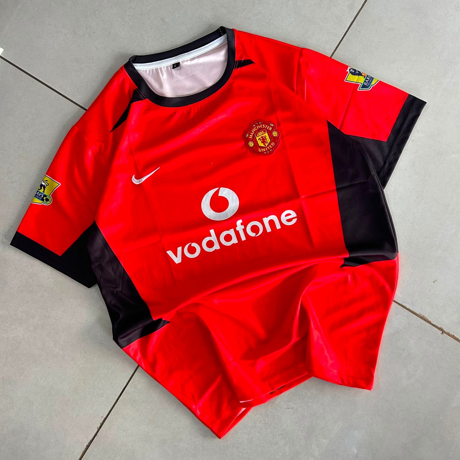 MANCHESTER UNITED 2002 - 2004 RETRO HOME JERSEY EMBROIDERY BECKHAM