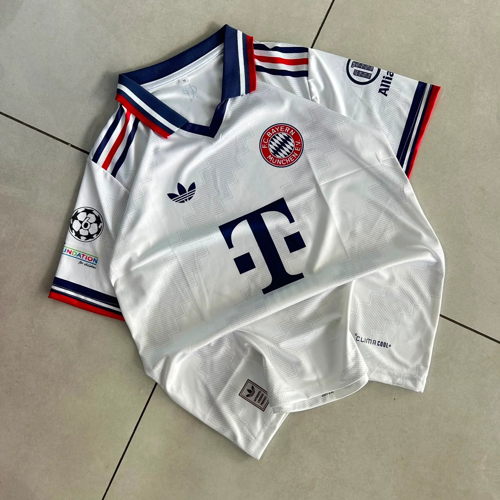 BAYERN MUNICH 2026 - 2027 COLLAR AWAY JERSEY PREMIUM MUSIALA