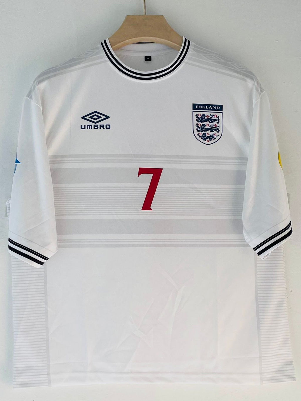 ENGLAND 1999 - 2001 FIVE SLEEVE HOME JERSEY BECKHAM