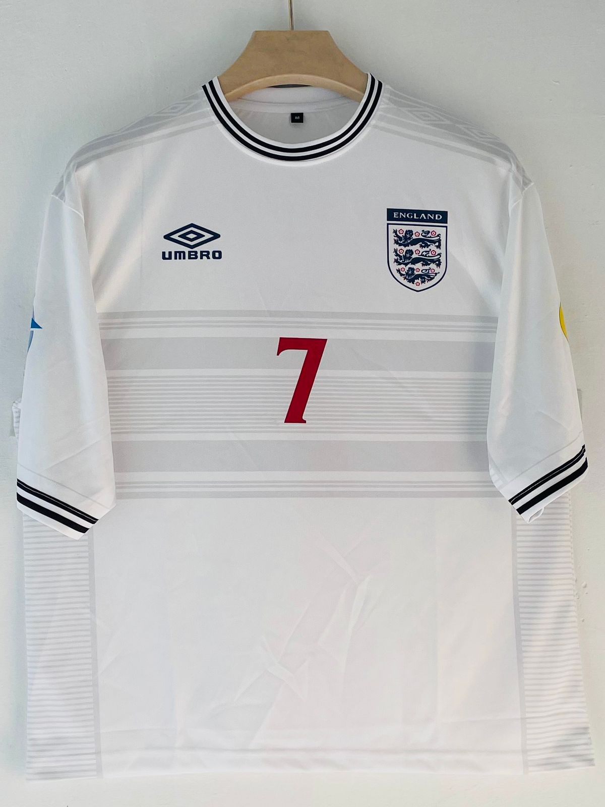 ENGLAND 1999 - 2001 FIVE SLEEVE HOME JERSEY BECKHAM